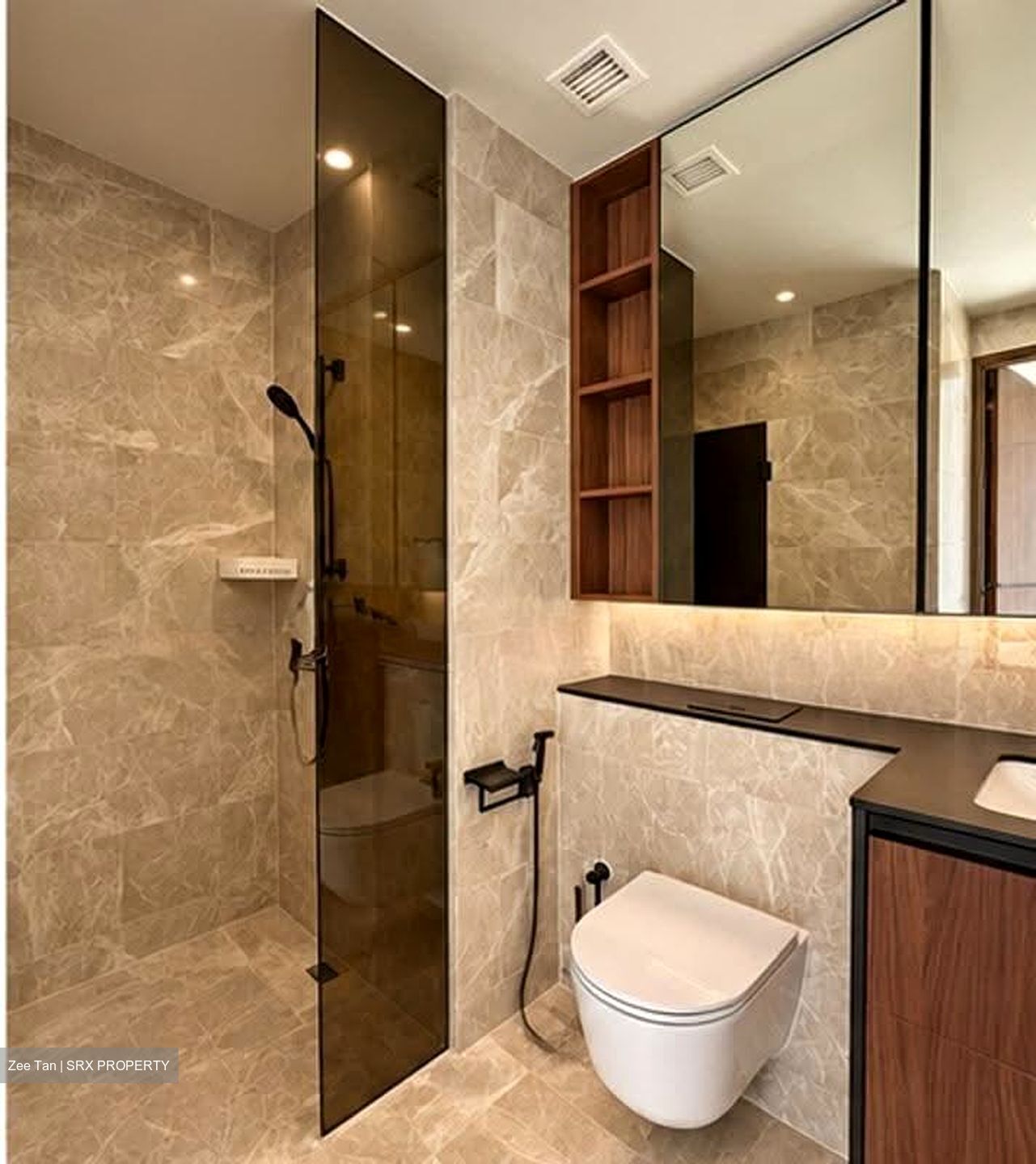 Coastline Residences (D15), Apartment #626949111